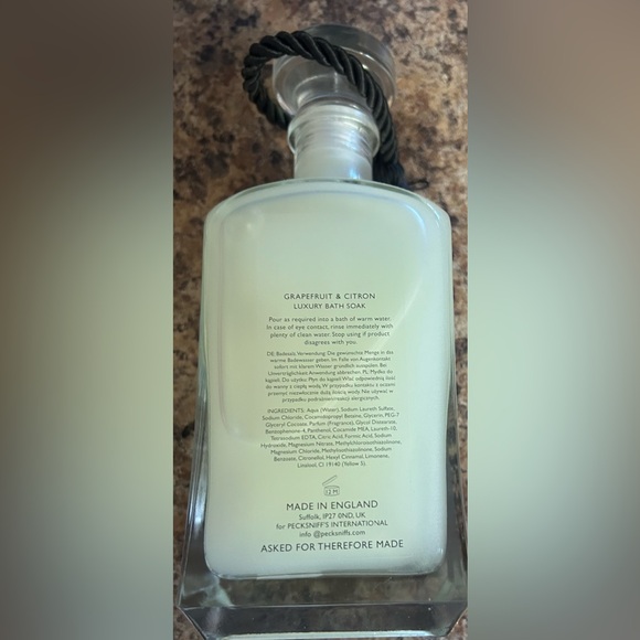 Pecksniff's Grapefruit & Citron Luxury Bath Soak 23.6 oz Jumbo Size New - Picture 2 of 3